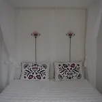 Maison Leonard