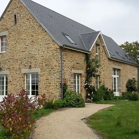 Maison Leonard Hébergement de vacances Vains